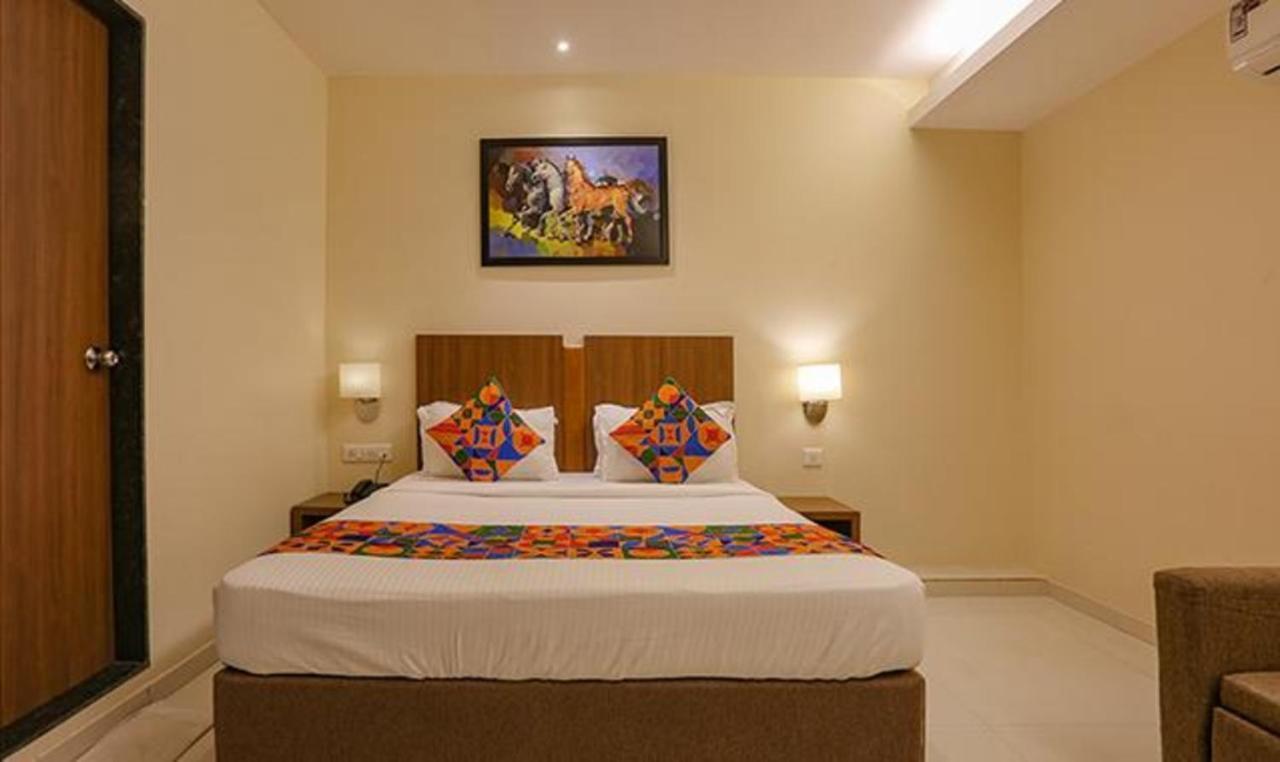Fabhotel Royal International - Nr Mumbai International Airport Esterno foto