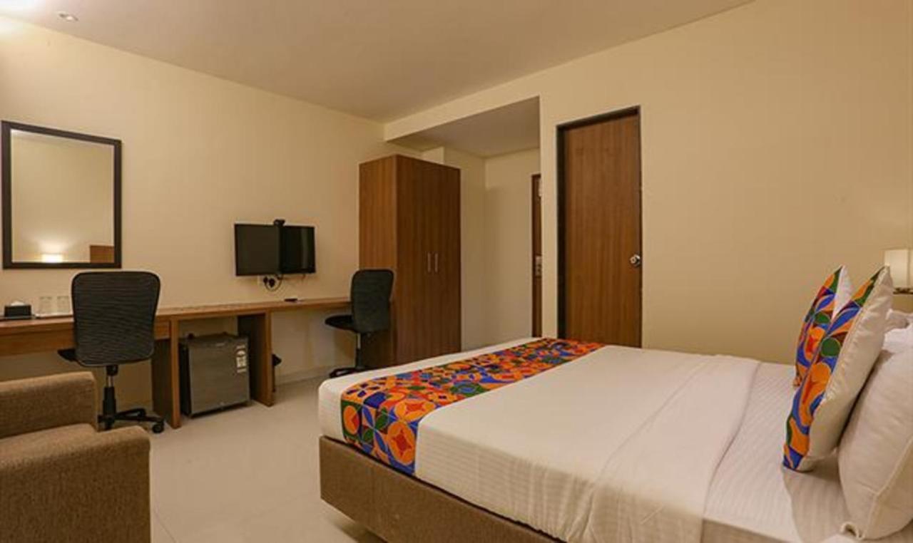 Fabhotel Royal International - Nr Mumbai International Airport Esterno foto