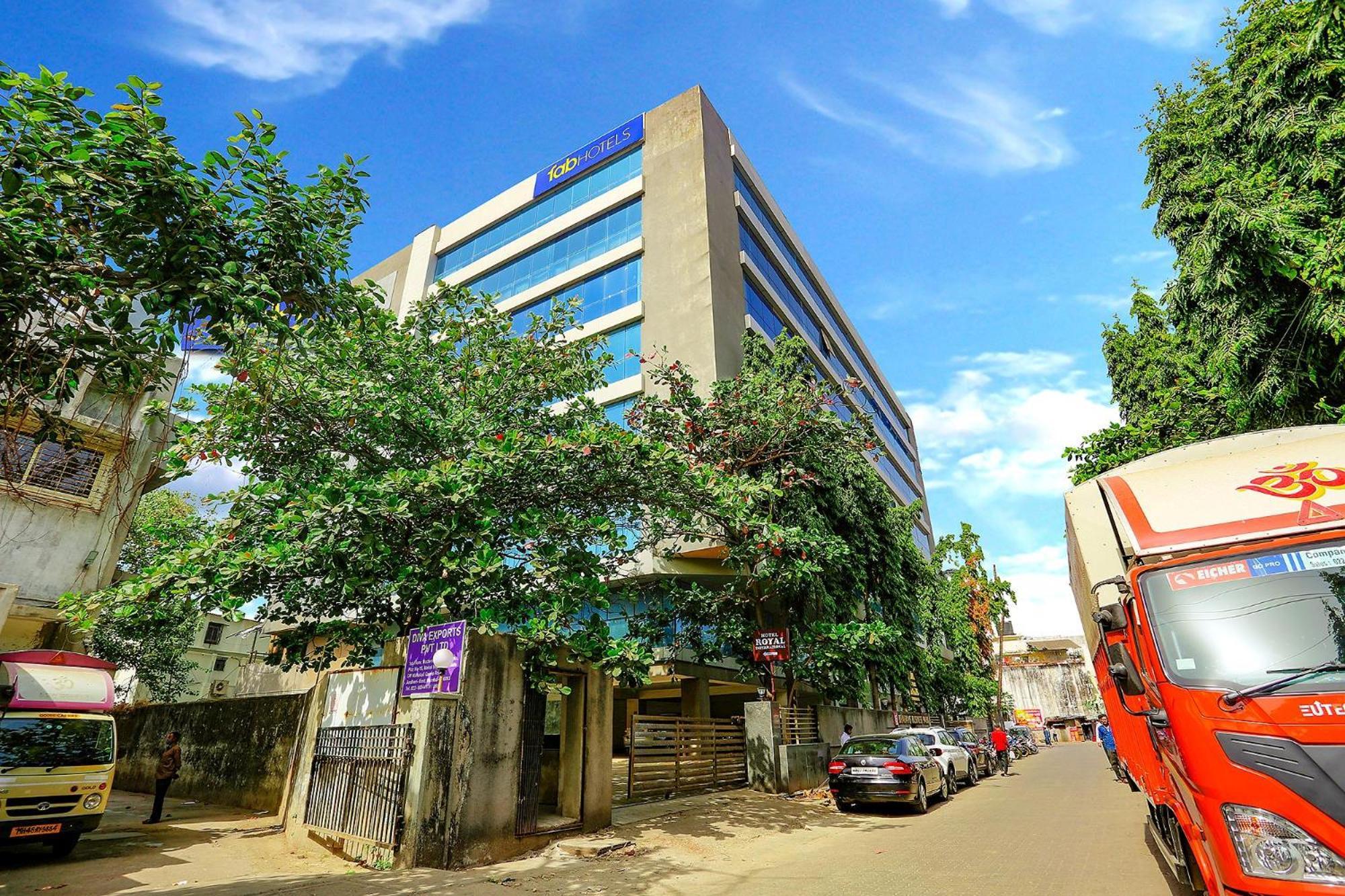 Fabhotel Royal International - Nr Mumbai International Airport Esterno foto